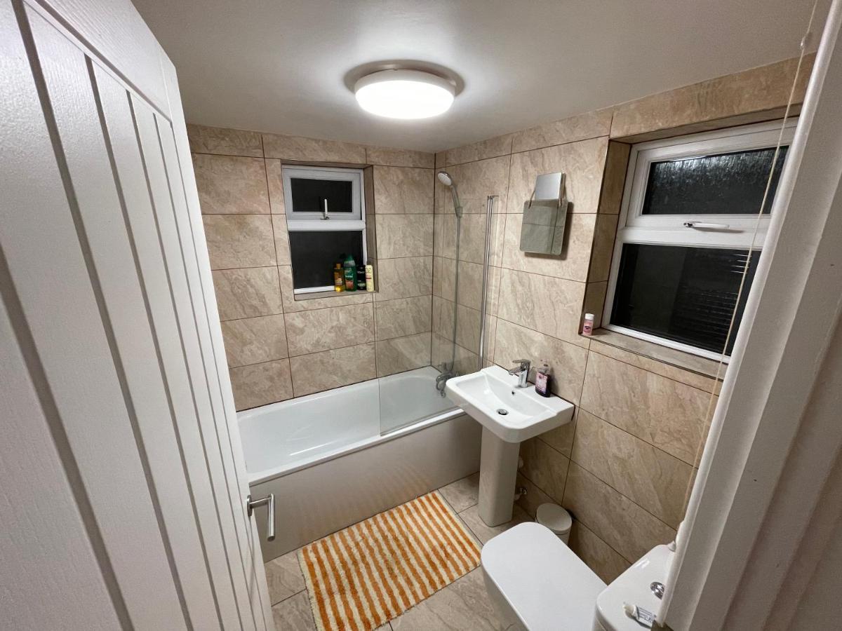 2 Bedroom Cottage Gloucester City Center Kültér fotó