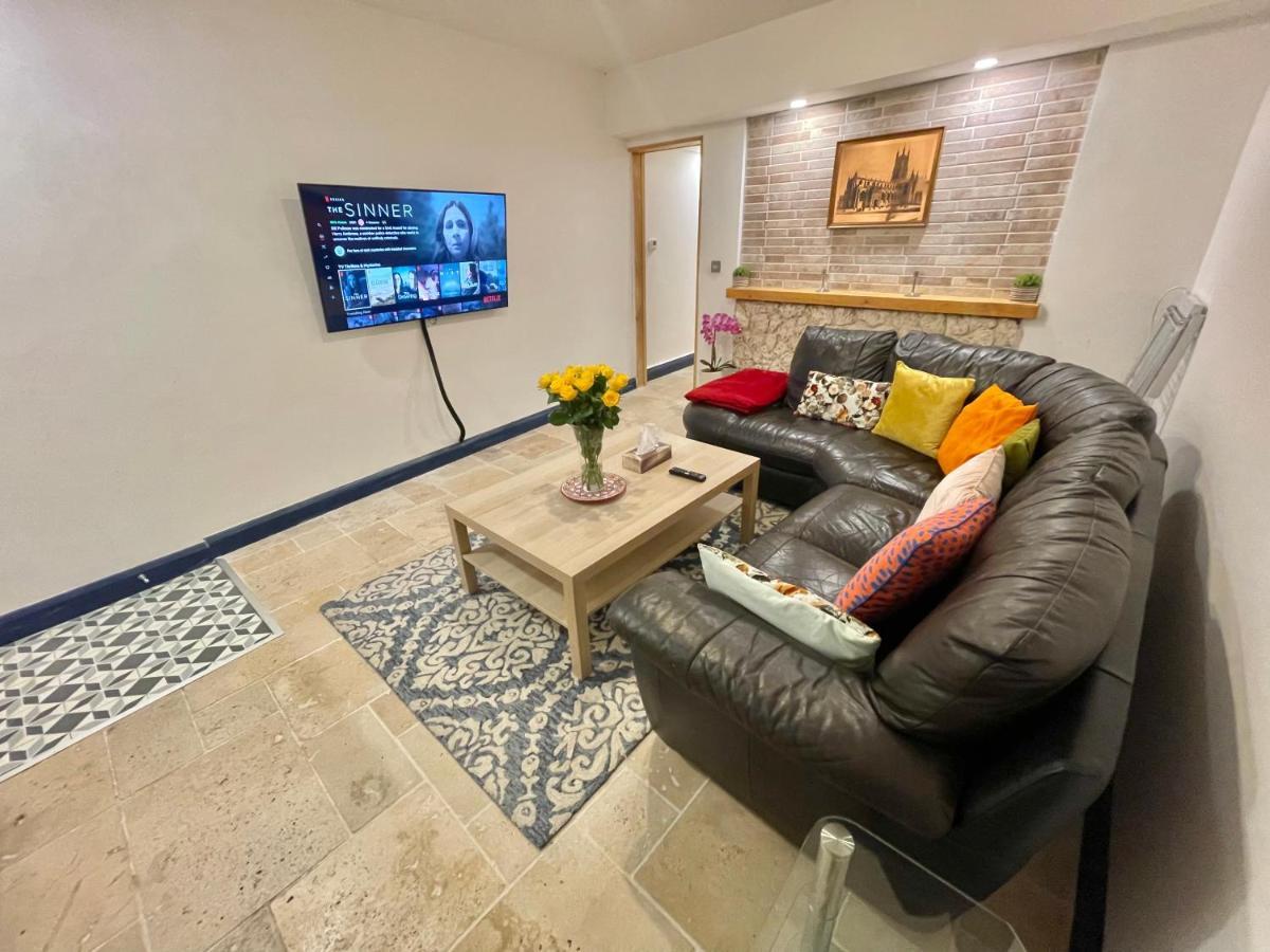 2 Bedroom Cottage Gloucester City Center Kültér fotó