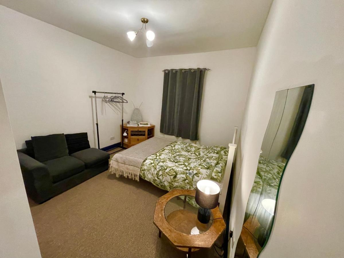 2 Bedroom Cottage Gloucester City Center Kültér fotó
